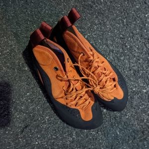 Butora Altura Rock Climbing Shoes Orange US 7